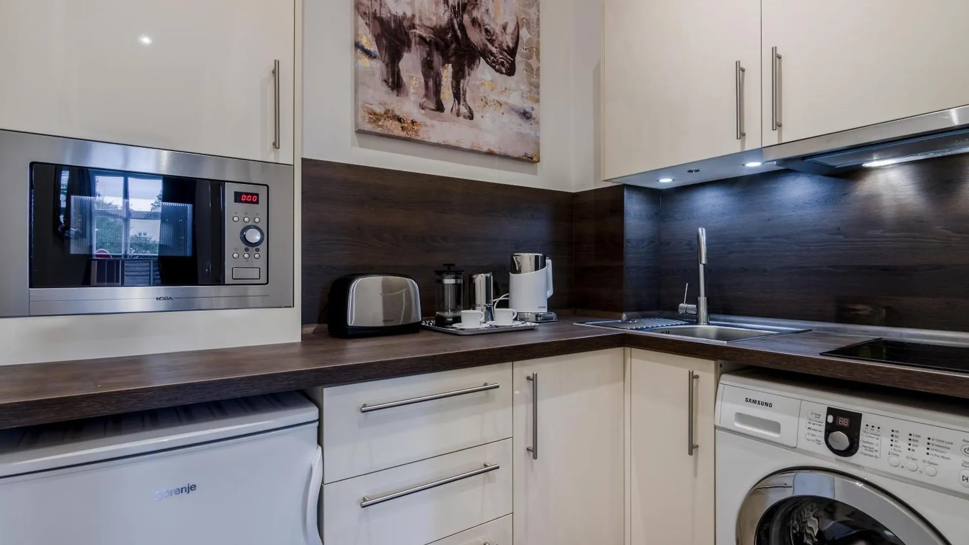 Prague Apt Near Charles Bridge By Michal&Friends