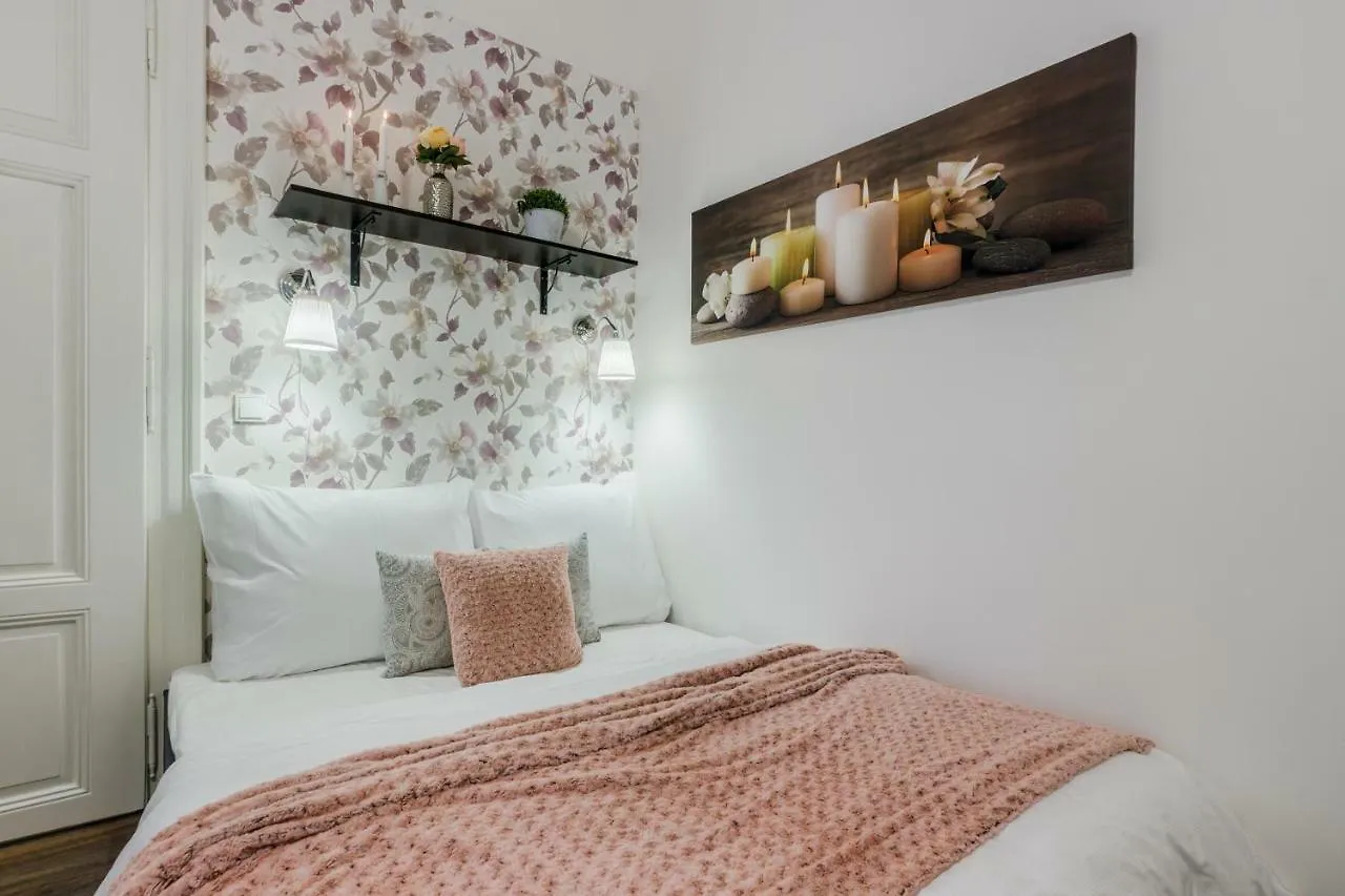Prague Apt Near Charles Bridge By Michal&Friends Apartment